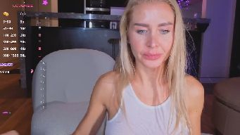 Smart_Cat - Lovense-ON ❤ Tip 5555 if u missMe ❤ 8823 -NaugthyTime💕/Hitachi-750/350-Spin/PRVT-On/*900-shot/wine*69-flash*90-pussytease*60-song*HT=wins Video Call