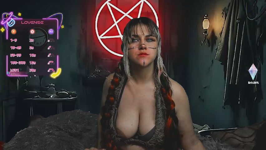 Cristin_blue's MyFreeCams show and profile