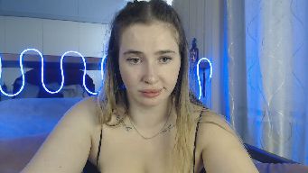 Alaya_Wink - Let’s spark something special✨❤️Goal 5304tk ! TOY ON! My abslt favs: 56 | 82 | 111 | 301 | 501 ⚡️💦Make me do things... Menu OPEN