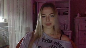MaceyChu - Hi, come join my stream