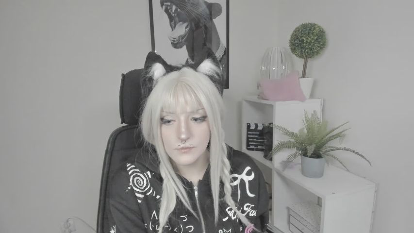 NikaDream1 online profile