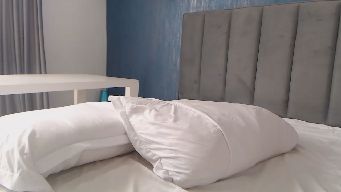 Rose4Lucy - Lush On ! Fav vibes 100 300 700 1000. 88 PM . Check mY Whiteboard ! Enjoy
