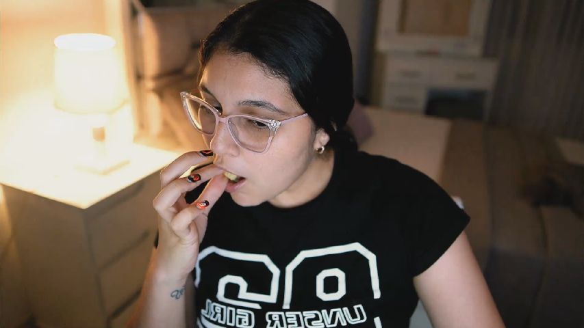 Live Stream of Camila_cruzz