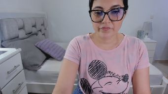Camila_cruzz - WELCOME: DOMI 50 TOKENS 4 MIN ON 300 TOKENS 10 MIN