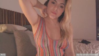 Ms_Brenda - 0 to bra off *10*100*1000 if you like me* 95 boobs*111 if u miss me *77 random level* 170 domi on* 50 x3 spanks*15 LOVE ME