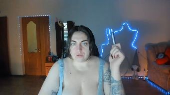 Klassy_Holls - help me get please2003