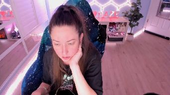 Nikki_Haze - 691 Naked @ 1741 |Love 11 Friend/c2c 100 |20 vids 200|Boobs 88 |*Tip Menu on Share