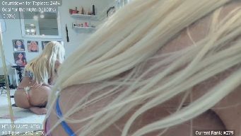 LexiFoxx - 3699 Topless w/ Oil ❤︎Oct Raffle 99 win 10 min custom ❤︎ New Friends 199 w/free video ❤︎ BlackJack 50 win boob flash