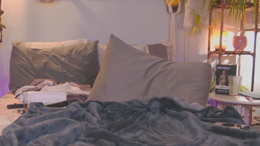 Live Stream of Sunnie_dayz