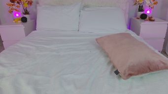 Ariallure - FemBot ♥ INSERT LUSH @1112! Luv 15 ! Spank 25 ! C2C 111 ! Friend Add &PM 200 ! Snapchat4Life 500