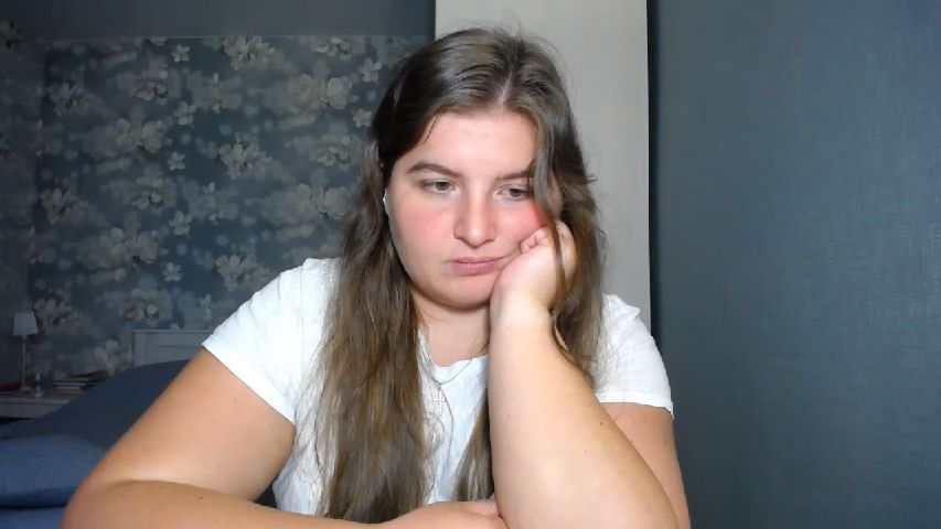 ElanisBlair's MyFreeCams show and profile