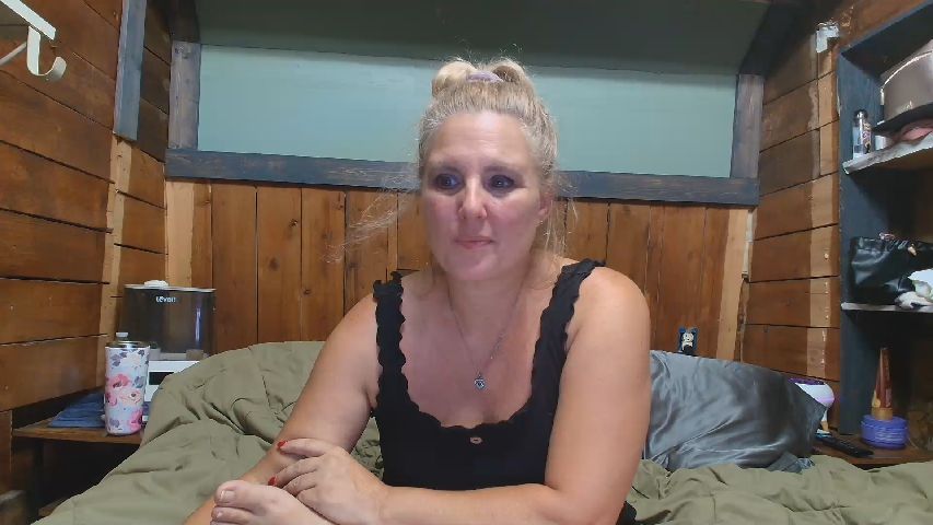 bigpussy_lips live