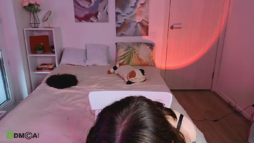 Milly_Saint's MyFreeCams show and profile