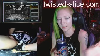 TwistedAliceW