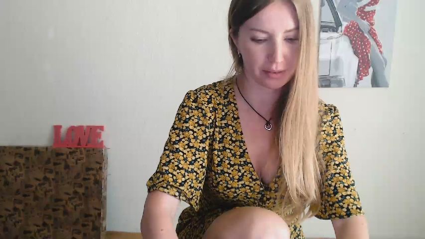 Honey_Lilly_ live