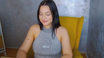 meliiis_ - Lets hit 15% of the goal! https://share.myfreecams.com/g/5xl95z8u Top 3 tippers will get the 3 brand-new albums 0 till handbra +pants off