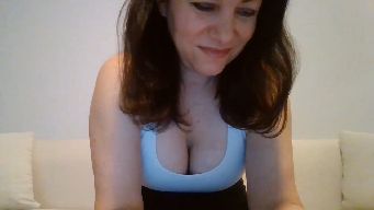 LVDOLL - I LOVE MONDAYS :) CHECK OUT MY PROFILE AND SAY HI!!! XOXOXO