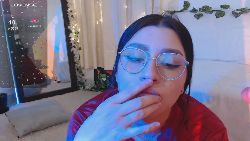 Live Stream of Mily_thom_b