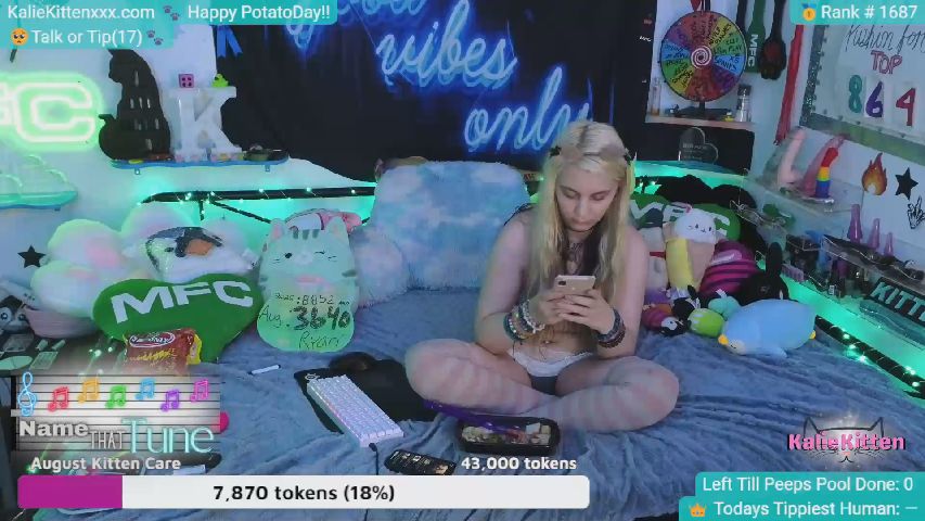KalieKitten's MyFreeCams show and profile