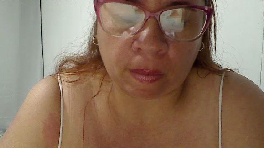 LatinaBigAss4 online profile