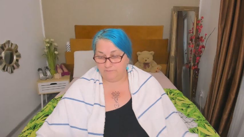 SweetBoobsM live