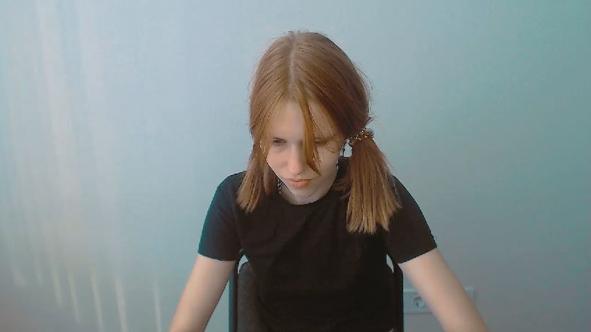 Live Stream of MIsaki_chan_