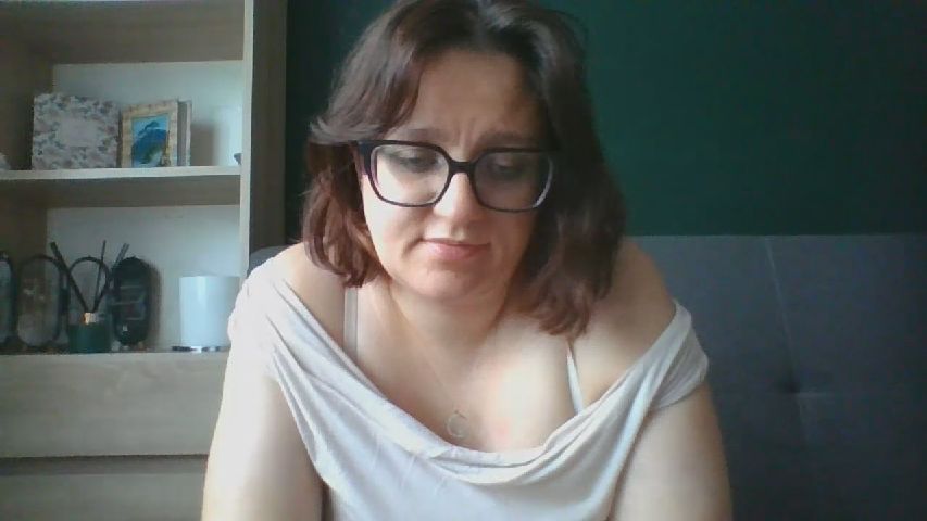 SensualParis online profile