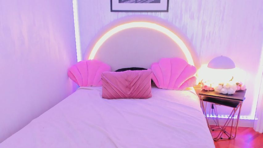NatalyThorn88 live