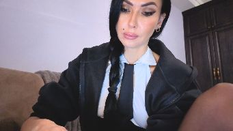 MsSultryKate - Hello ) wish me a good day 7/77/777 .. any tips appreciate ) dream tip/5555