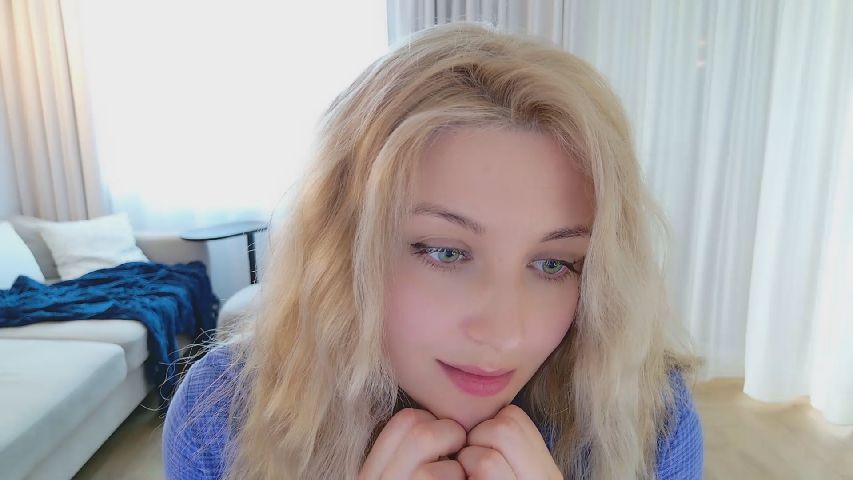 Rockn_Grace's MyFreeCams show and profile