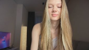 CuteBlonde - Tip me if: you want to make me smile 60 / like my hair 50 / like my eyes 30 / like my outfit 88 / like how I dance 100 / my telegram 900