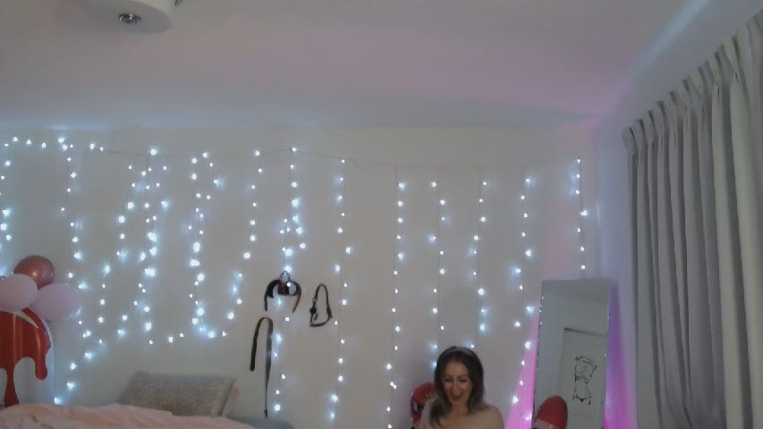 Tarra_Rose's MyFreeCams show and profile