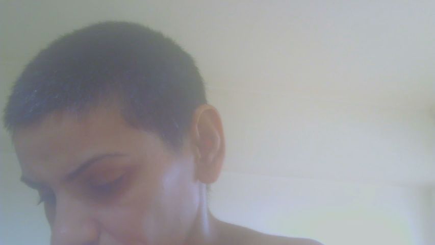 SONYABRUNETTE's MyFreeCams show and profile