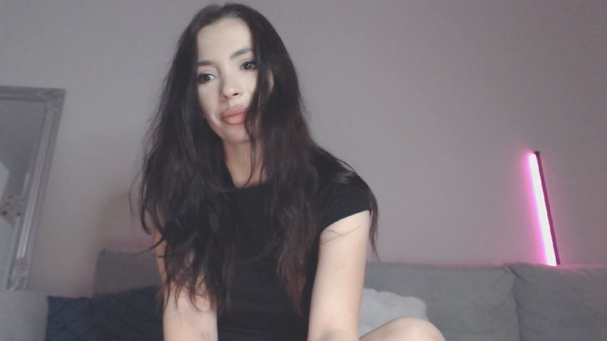 AnnaXO online image
