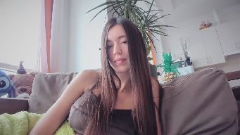 laurensaenz - Hello guys! See Whiteboard! 10 Kiss / 66 Ass in panties/ 122 Pussy / Snap4Life 400 / Like me 8^88^888