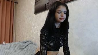 Littlekitty19 - Welcome my room❤️ lets have fun together🥰