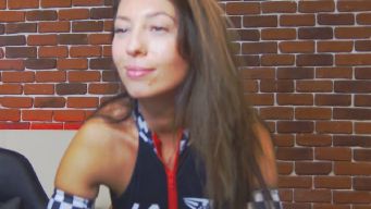 PoxyVibe - Green light for naughty moments! 77tks-play with her zipper and turn up the heat! https://MFCsha.re/m/kuhpqn29