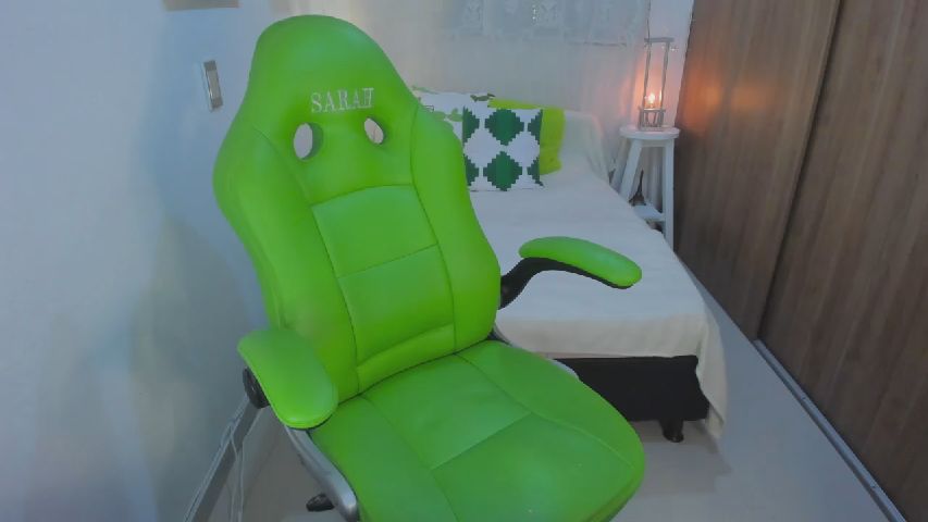 Lisa_Gerrard_'s MyFreeCams show and profile