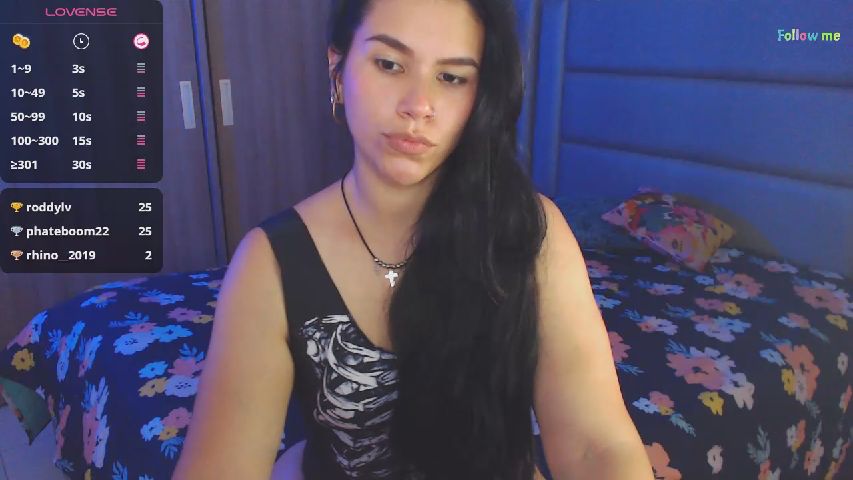 Sky_lover_'s MyFreeCams show and profile