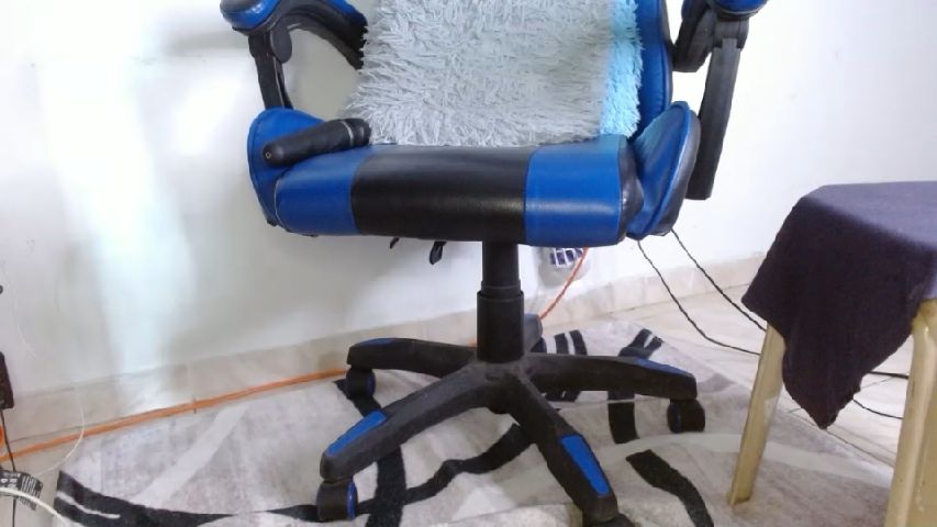 Hairygirl83 live