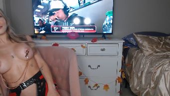 AlexisWildest - Who wants to get DIRTY? NAKED in 2219. Reg tip menu on share! Pm-101. Snapchat-500. Halloween custom video raffle-77. October HT-3000 Anon