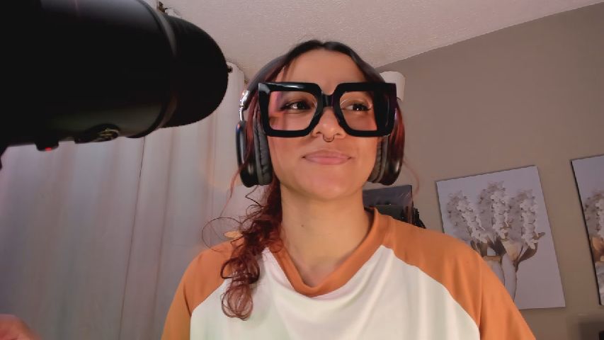 Charlotte_blue live