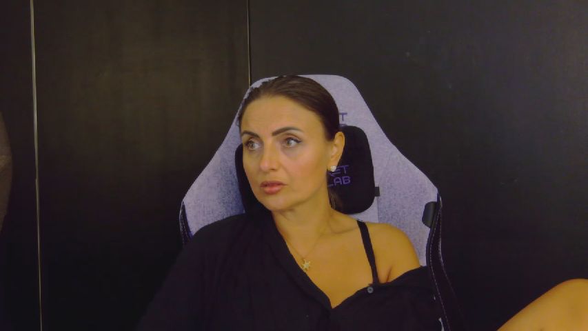 OlivyaMoon live