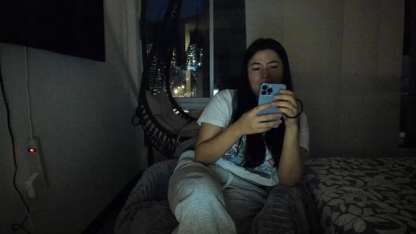sarahcherry online image