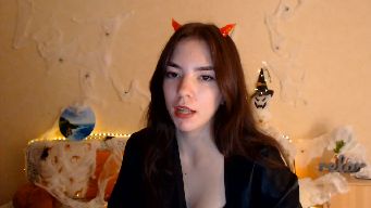 Shalyka - c2c-30 tkn, dance-50 tkn, snapchat-300 tkn