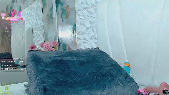 ElizaSweet_ - DO YOU WANT TO PLAY WITH ELIZA? 💓Make me squirt! 💦My favorite patterns: 55,66,99,333.