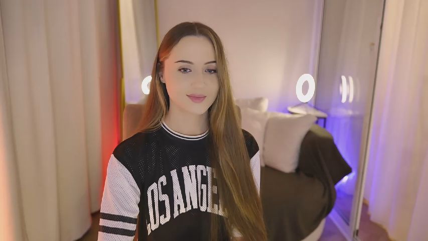 Innocent_Soul's MyFreeCams show and profile