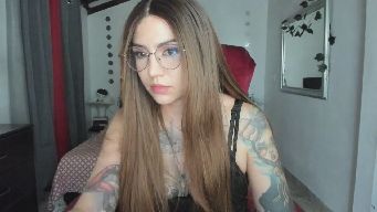 Blue_Berry_x - Team shows are avaliable with a starting price of 300tkns per 5 mins or 400per 10 mins, anal and special request are extra, up to 10 mins, each min cost 35tkns