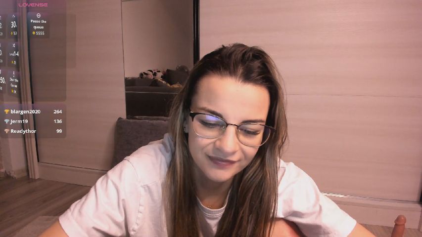 Live Stream of SweetViper