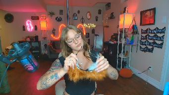 EmilyTokes - 2345 for BOOBIES! ~ 7/77/777/7777 LOVE ~ 222 WALL BAT ~ 80 flash ~ 66/166/222 wheels ~ 999 SNAP ~ 1000 NEW HALLOWEEN VIDS(3) ~ 6999 ALL content ~ HT